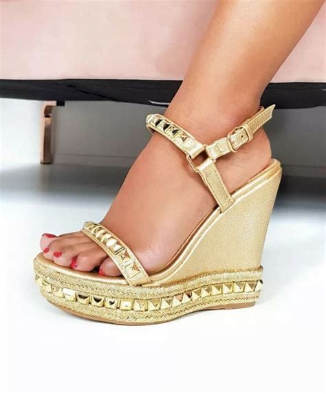 Women's Gold Wedges 